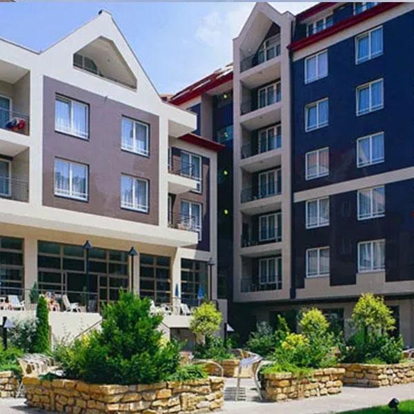Hotel Adina
